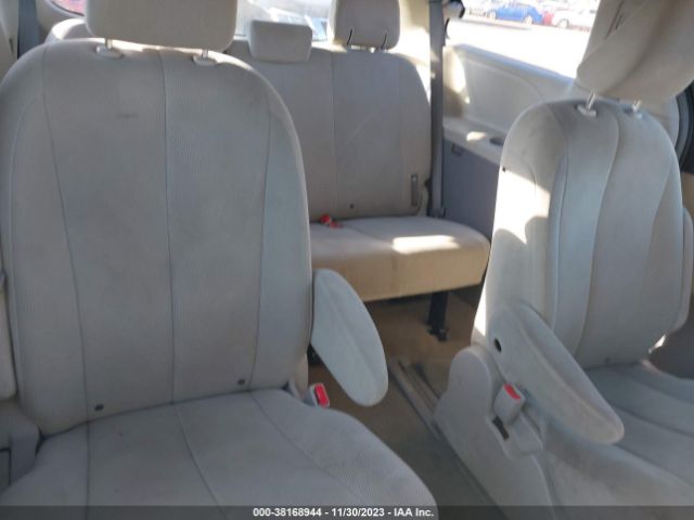 Photo 7 VIN: 5TDZK3DCXBS125109 - TOYOTA SIENNA 