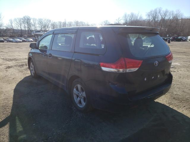 Photo 2 VIN: 5TDZK3DCXCS183075 - TOYOTA SIENNA 