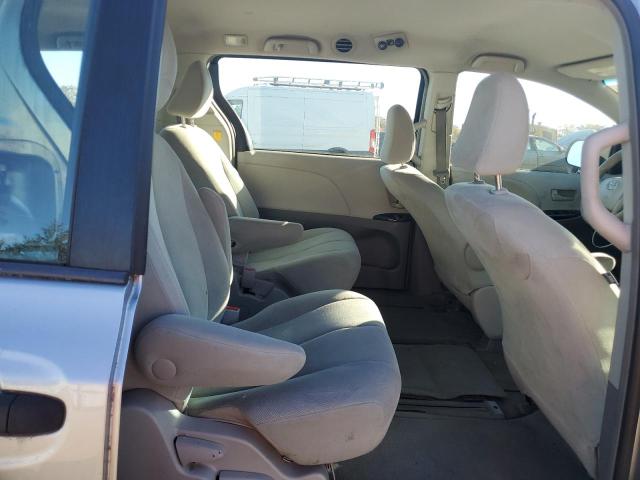 Photo 10 VIN: 5TDZK3DCXDS333817 - TOYOTA SIENNA 