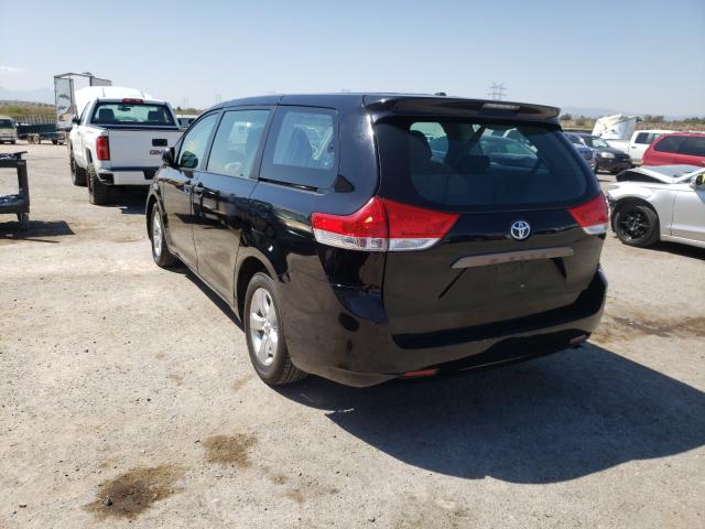 Photo 2 VIN: 5TDZK3DCXDS360936 - TOYOTA SIENNA 