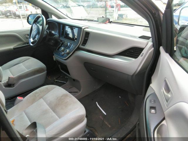 Photo 4 VIN: 5TDZK3DCXFS629830 - TOYOTA SIENNA 