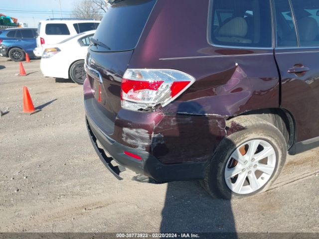 Photo 5 VIN: 5TDZK3EH0CS060959 - TOYOTA HIGHLANDER 