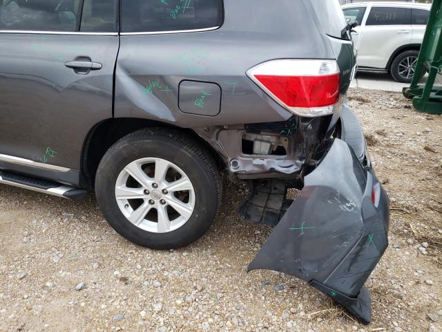 Photo 8 VIN: 5TDZK3EH0CS067376 - TOYOTA HIGHLANDER 