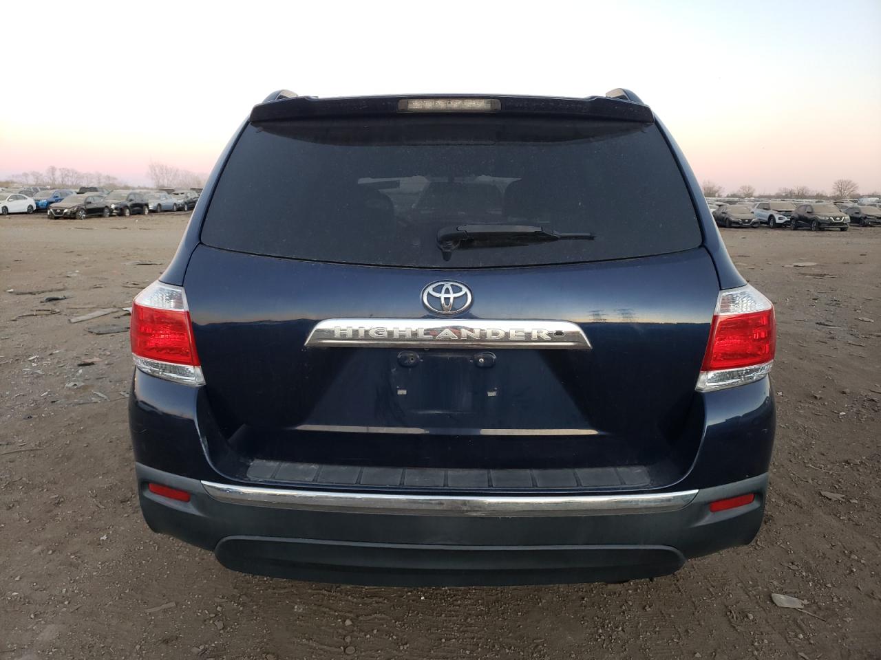 Photo 5 VIN: 5TDZK3EH1BS027676 - TOYOTA HIGHLANDER 