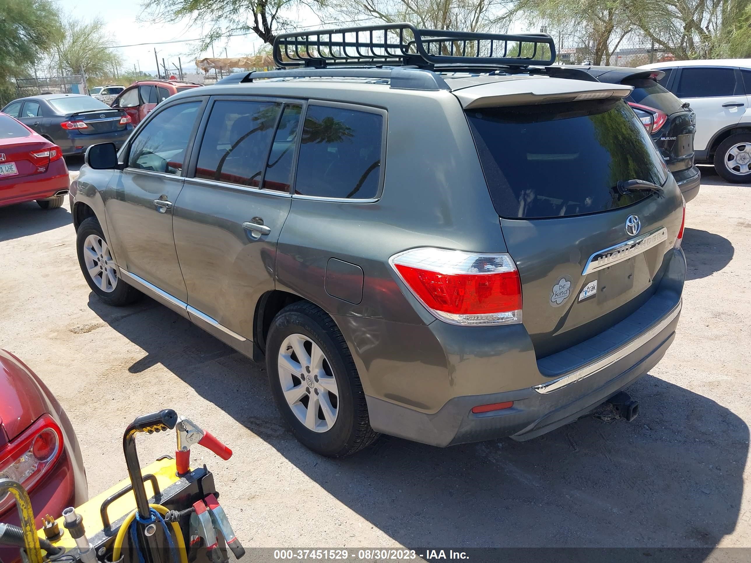 Photo 2 VIN: 5TDZK3EH1CS067922 - TOYOTA HIGHLANDER 