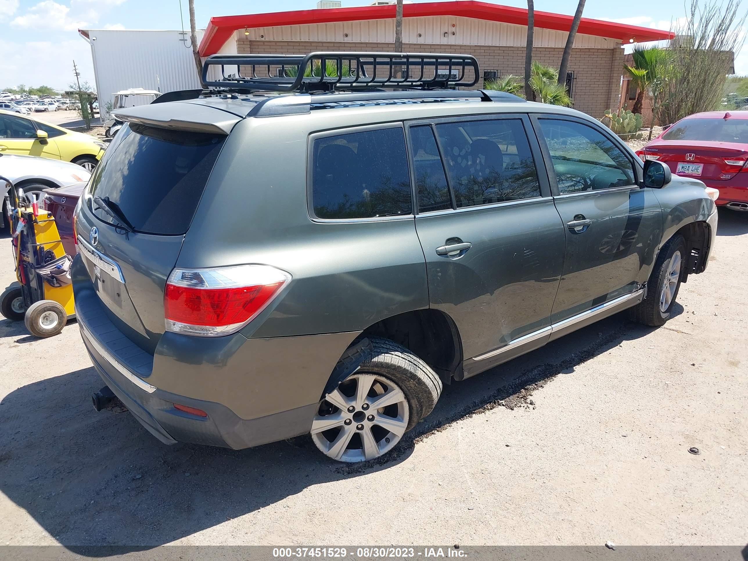 Photo 3 VIN: 5TDZK3EH1CS067922 - TOYOTA HIGHLANDER 