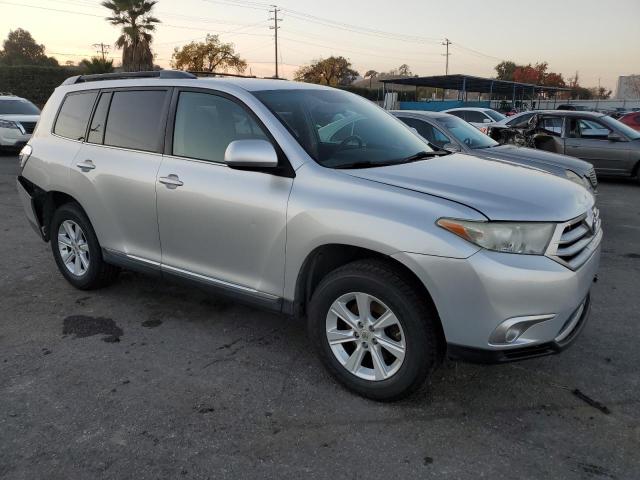 Photo 3 VIN: 5TDZK3EH2BS043269 - TOYOTA HIGHLANDER 