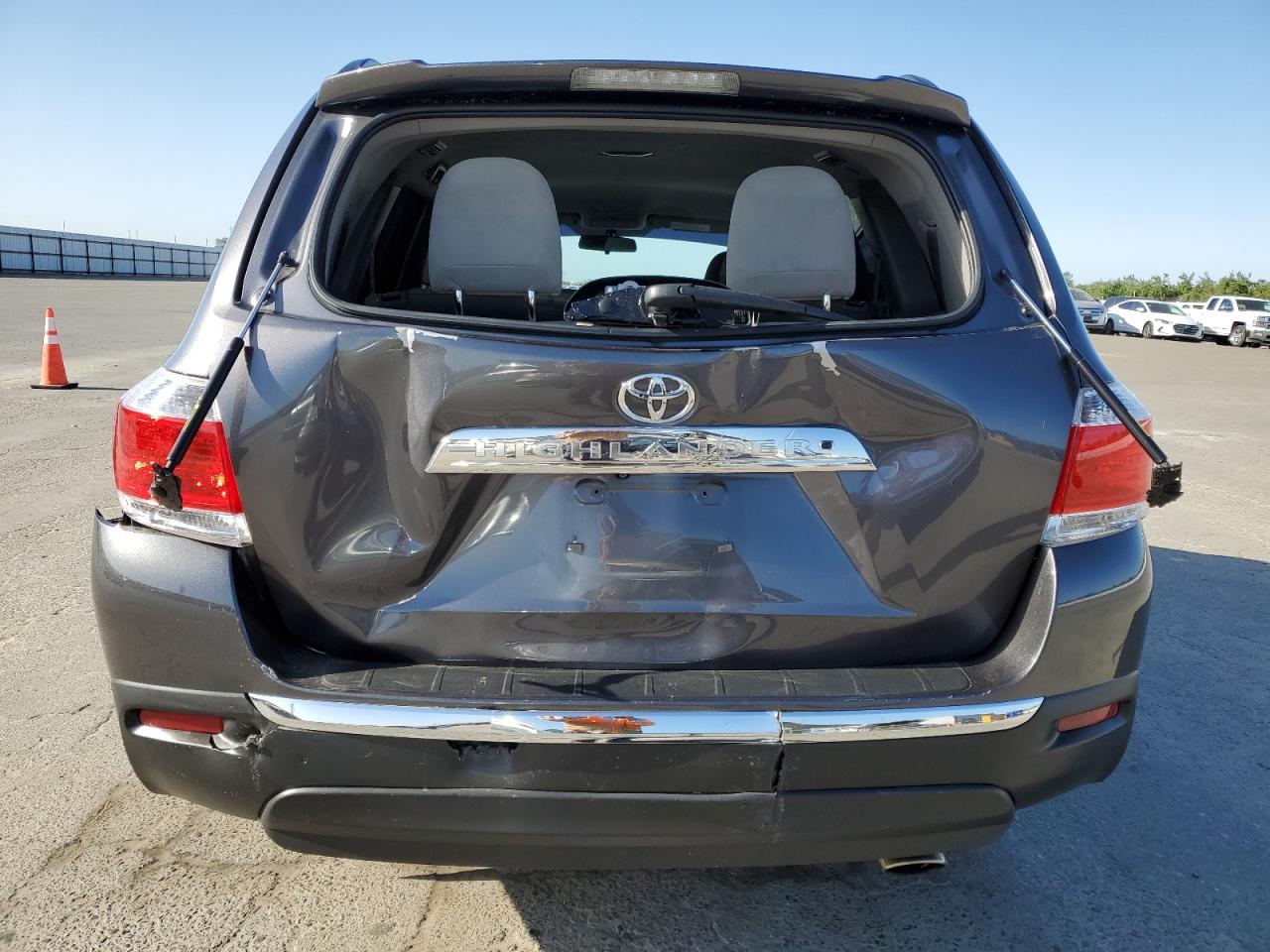 Photo 5 VIN: 5TDZK3EH2DS104770 - TOYOTA HIGHLANDER 