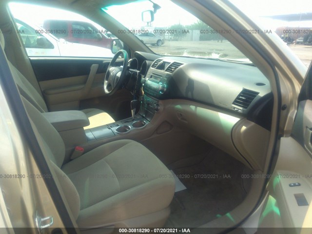 Photo 4 VIN: 5TDZK3EH5AS013763 - TOYOTA HIGHLANDER 