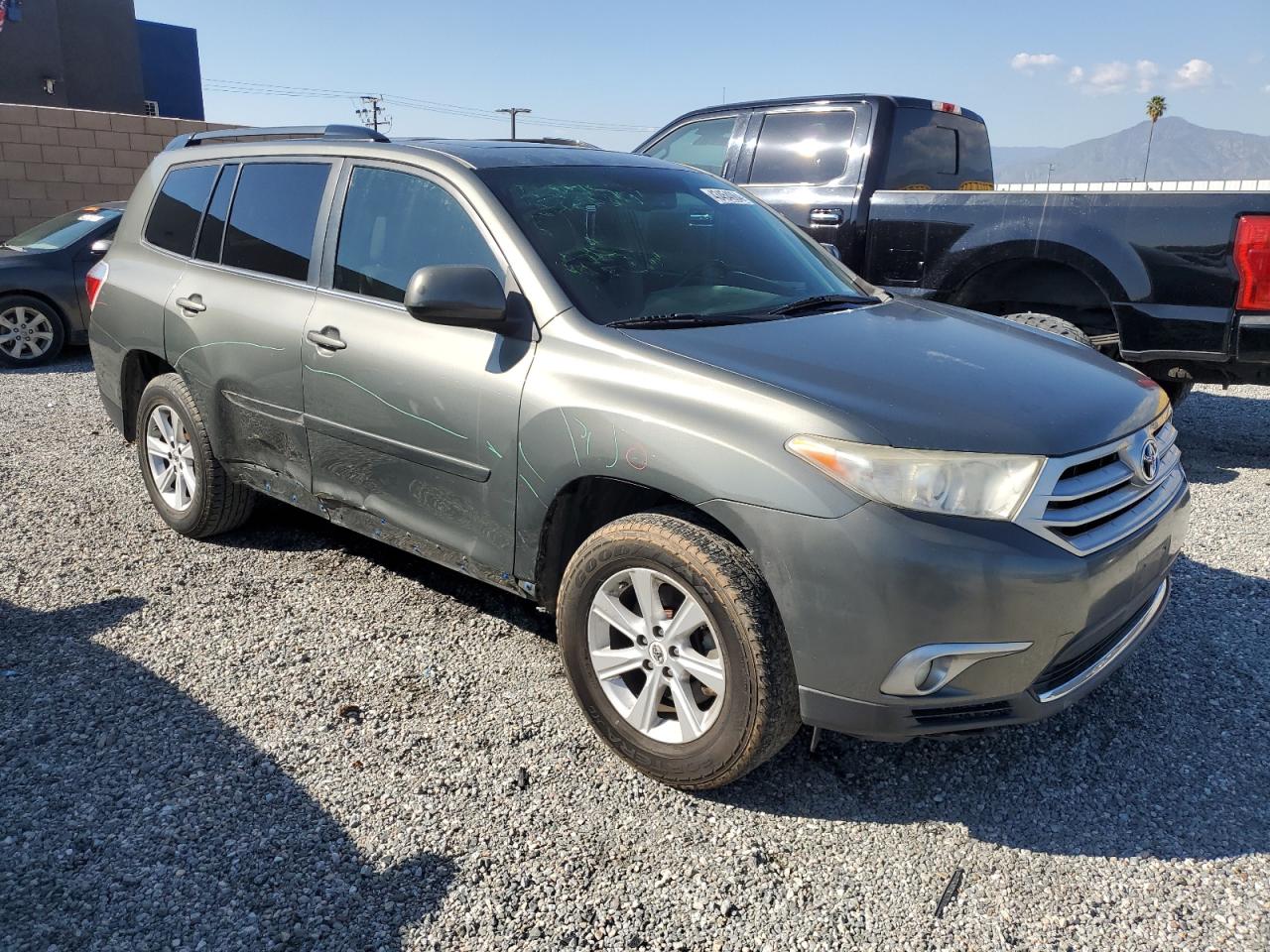 Photo 3 VIN: 5TDZK3EH5BS025459 - TOYOTA HIGHLANDER 