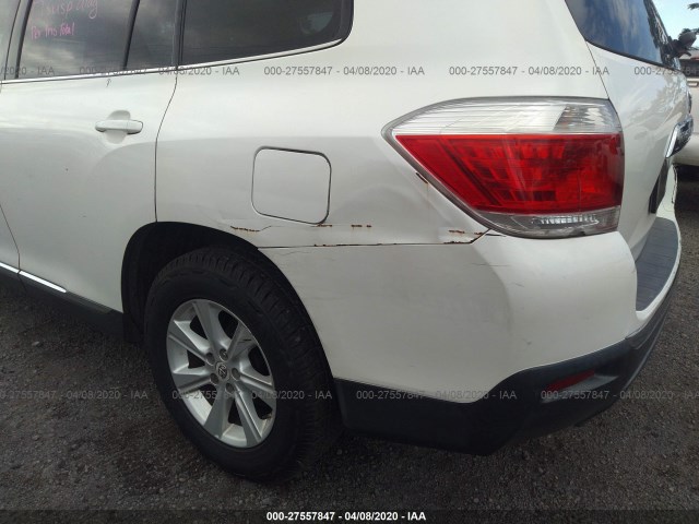 Photo 5 VIN: 5TDZK3EH5BS047901 - TOYOTA HIGHLANDER 