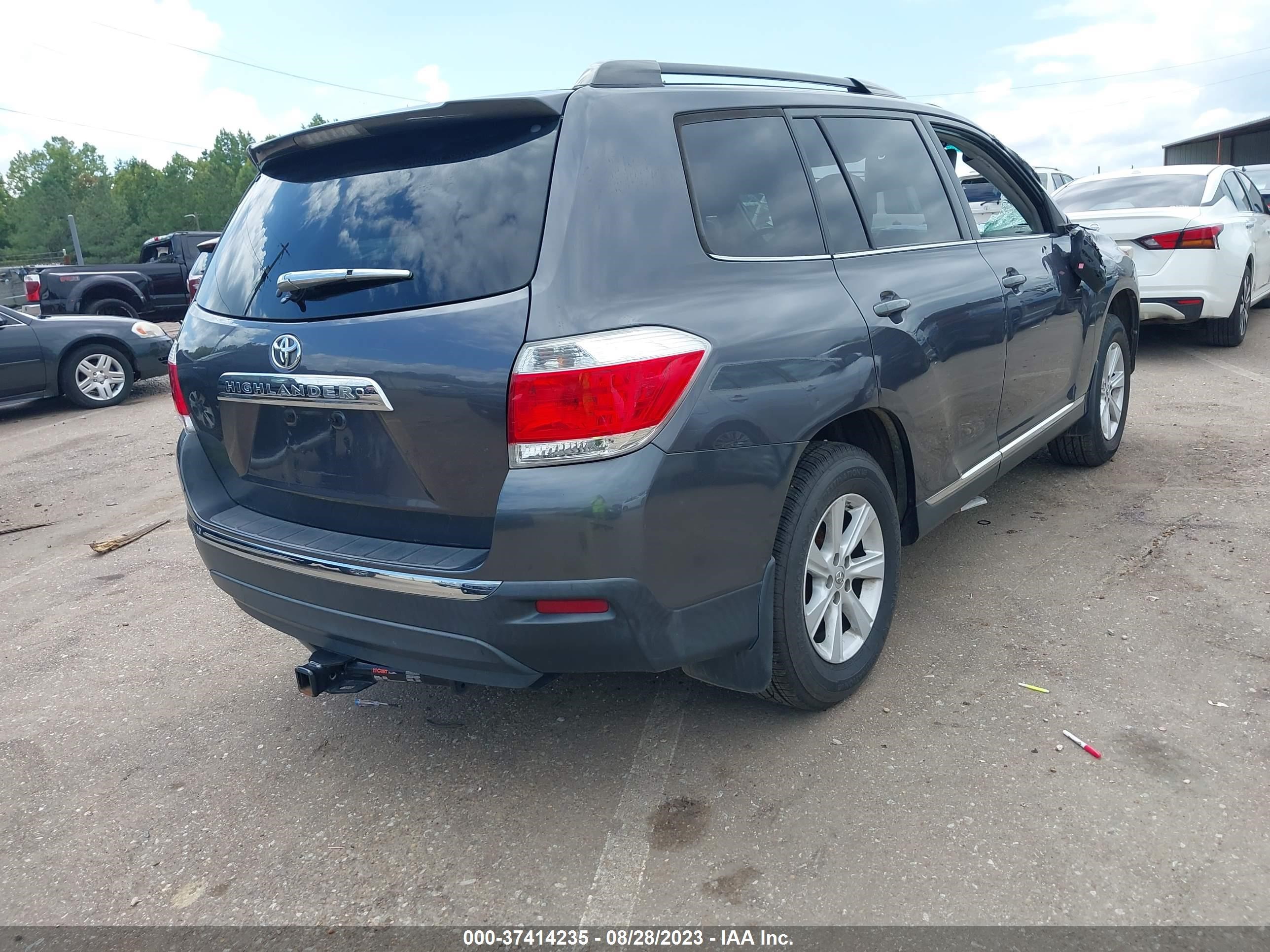 Photo 3 VIN: 5TDZK3EH5DS115018 - TOYOTA HIGHLANDER 