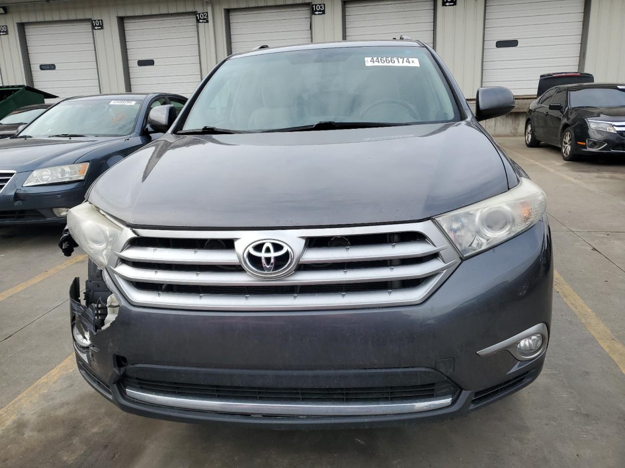 Photo 4 VIN: 5TDZK3EH6BS025390 - TOYOTA HIGHLANDER 