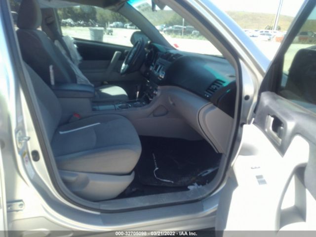 Photo 4 VIN: 5TDZK3EH6CS077460 - TOYOTA HIGHLANDER 