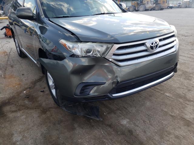 Photo 8 VIN: 5TDZK3EH6DS093076 - TOYOTA HIGHLANDER 