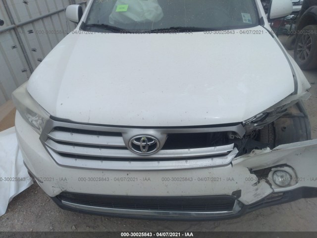 Photo 9 VIN: 5TDZK3EH7BS033630 - TOYOTA HIGHLANDER 