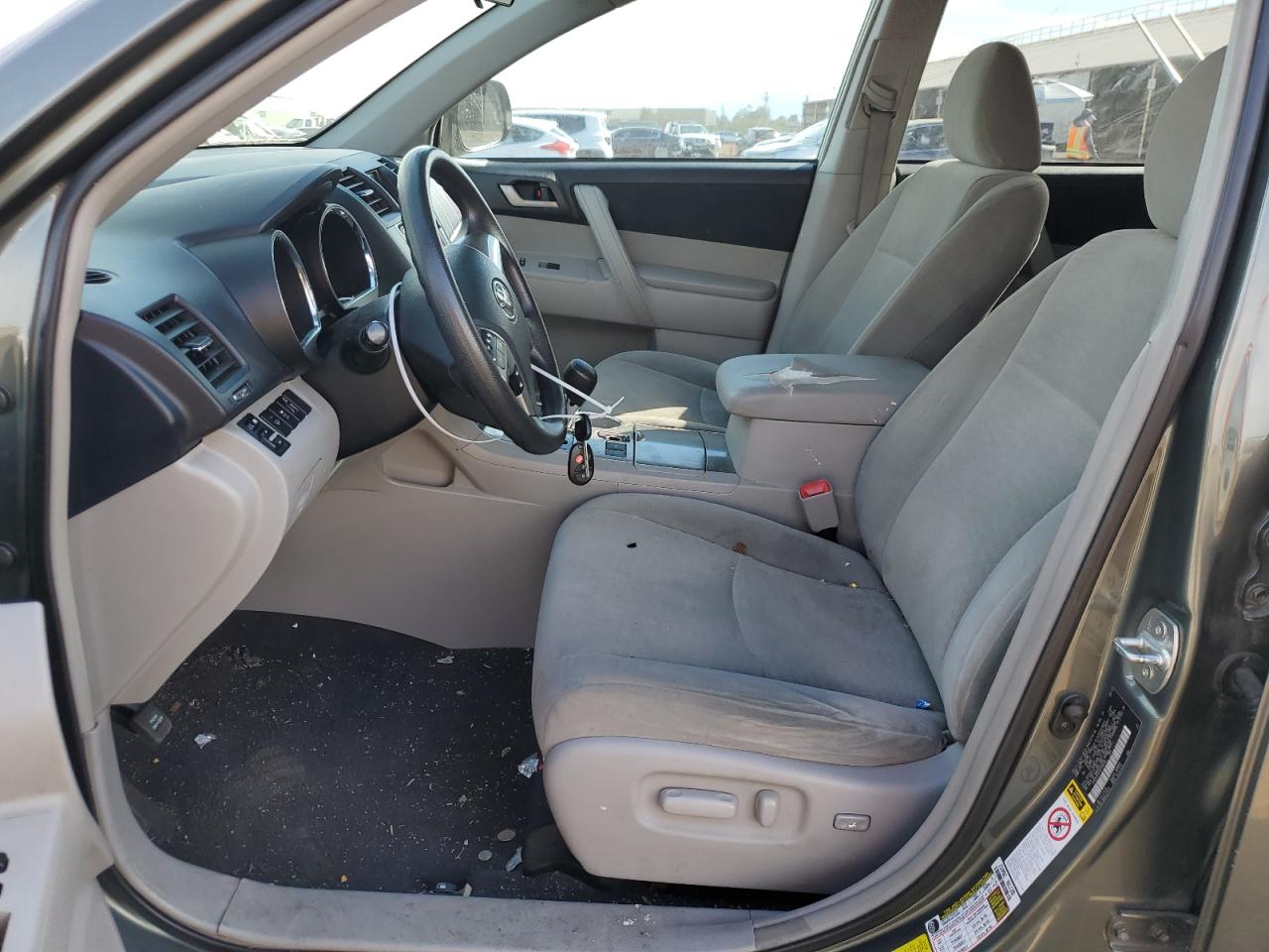 Photo 6 VIN: 5TDZK3EH7DS120236 - TOYOTA HIGHLANDER 