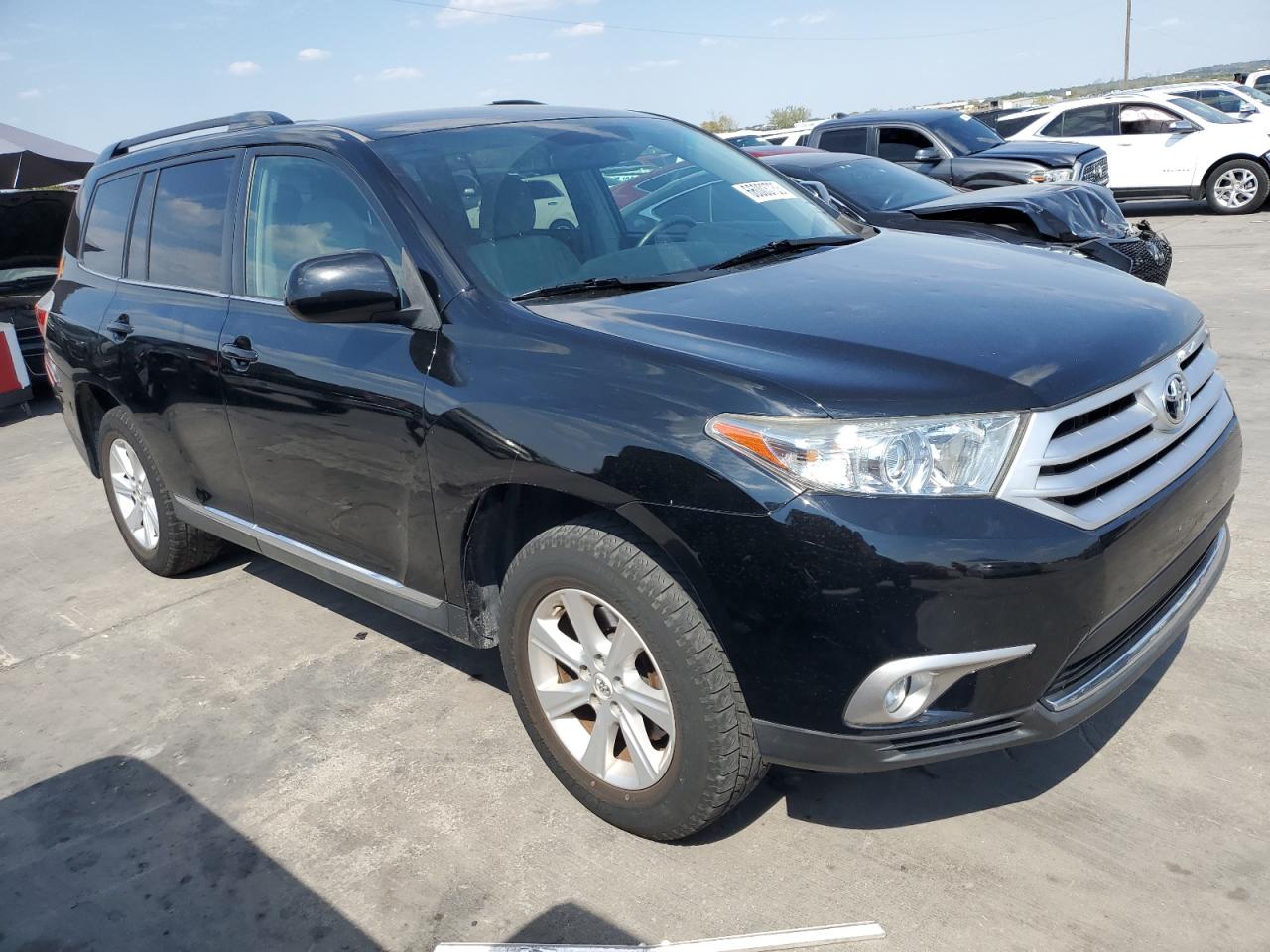 Photo 3 VIN: 5TDZK3EHXBS026140 - TOYOTA HIGHLANDER 