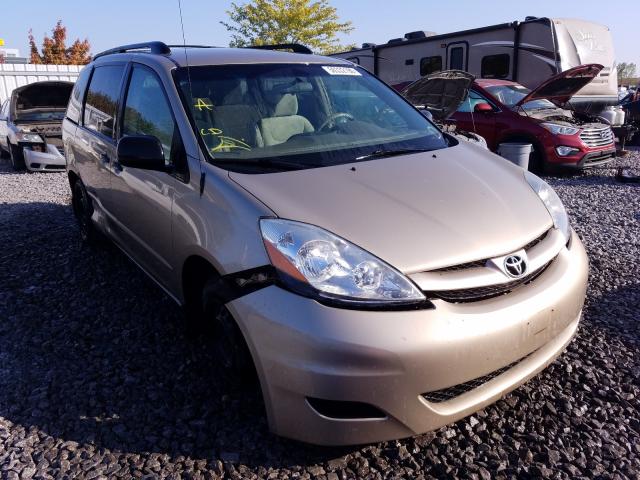 Photo 0 VIN: 5TDZK4CC1AS335068 - TOYOTA SIENNA CE 