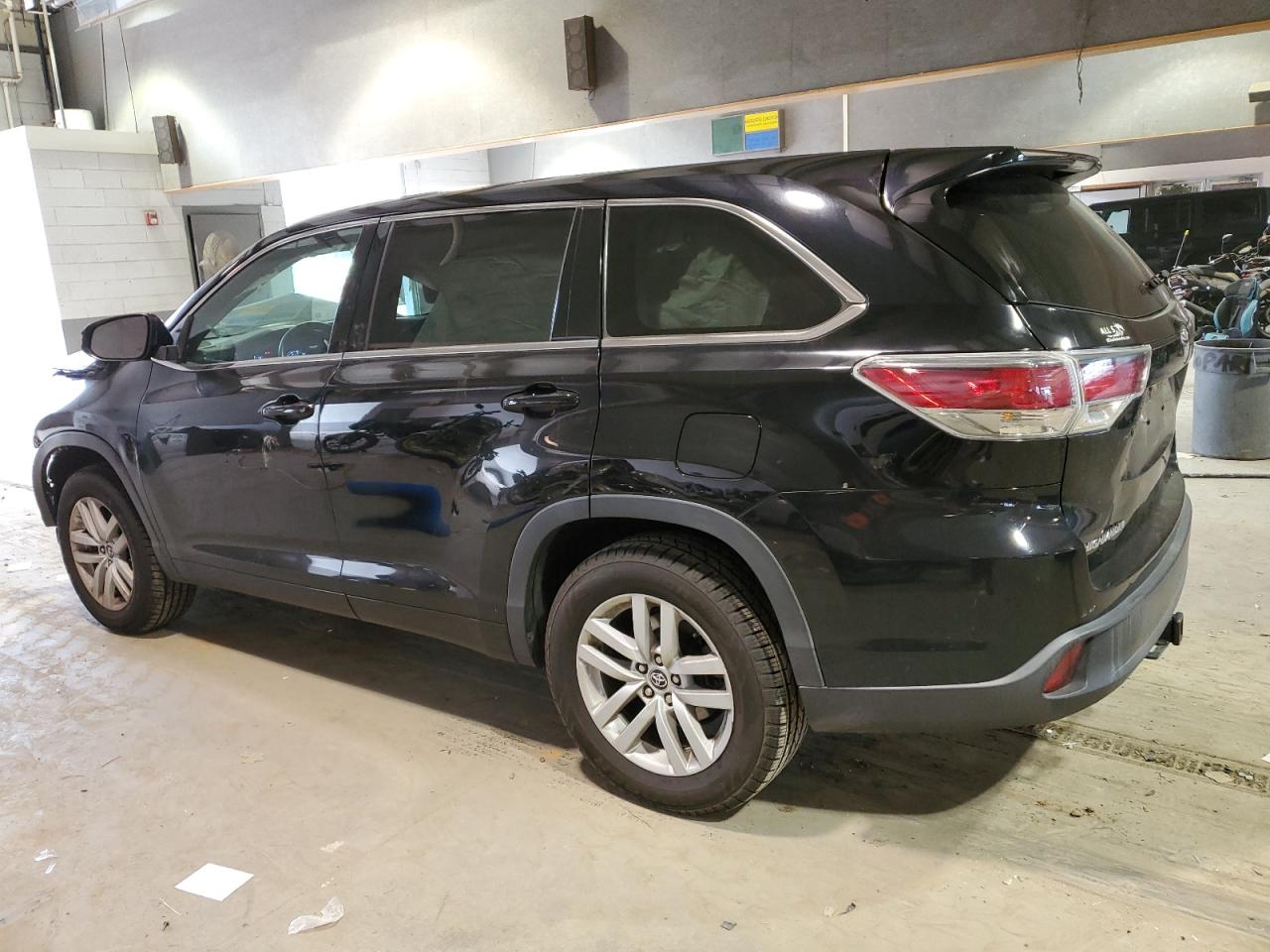 Photo 1 VIN: 5TDZKRFH2GS124099 - TOYOTA HIGHLANDER 