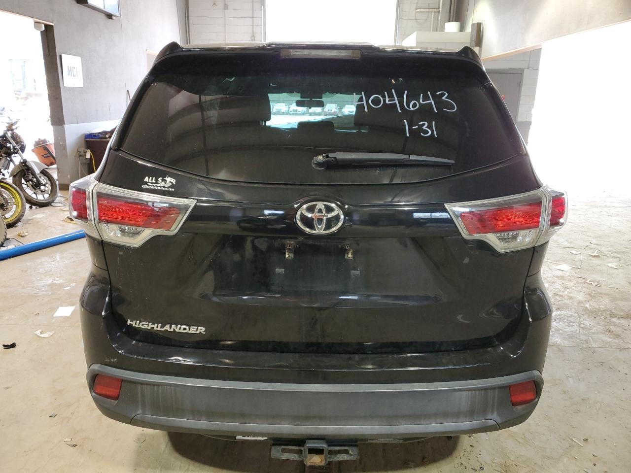 Photo 5 VIN: 5TDZKRFH2GS124099 - TOYOTA HIGHLANDER 