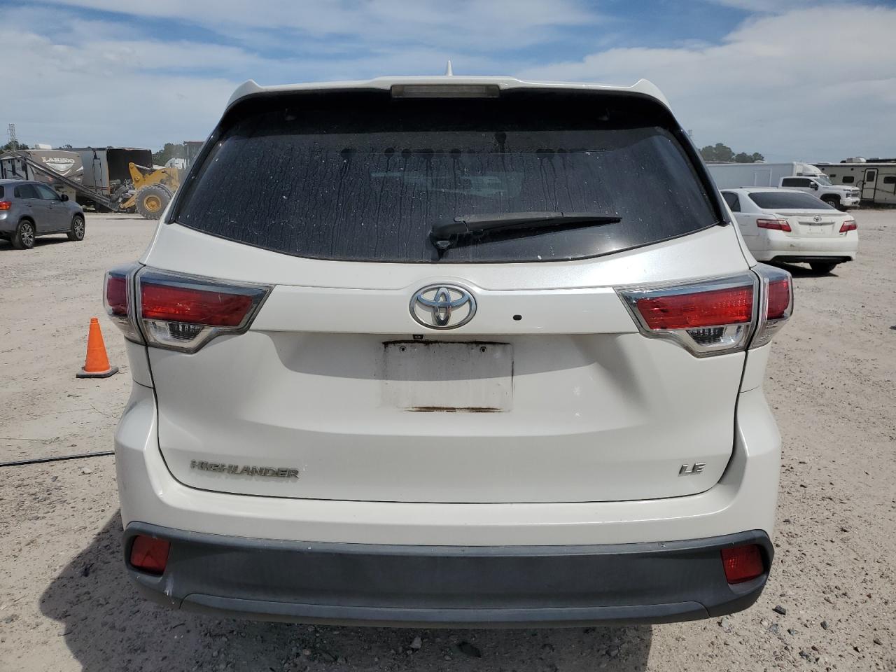 Photo 5 VIN: 5TDZKRFH3ES026714 - TOYOTA HIGHLANDER 