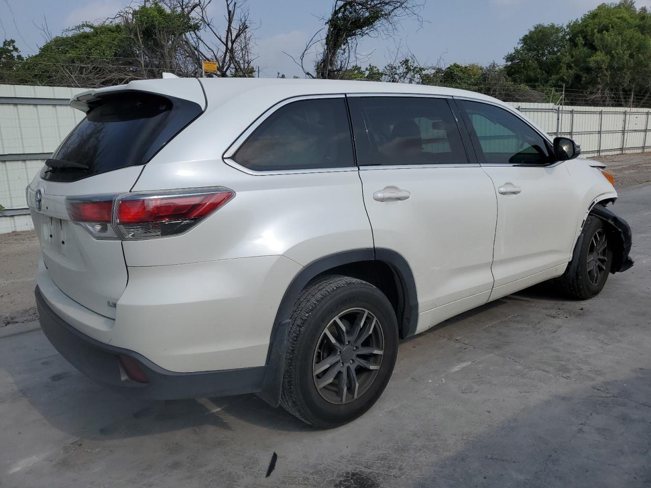 Photo 2 VIN: 5TDZKRFH8GS185019 - TOYOTA HIGHLANDER 