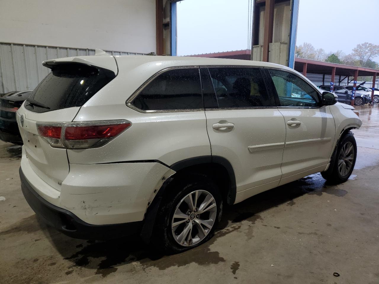 Photo 2 VIN: 5TDZKRFH9GS140798 - TOYOTA HIGHLANDER 