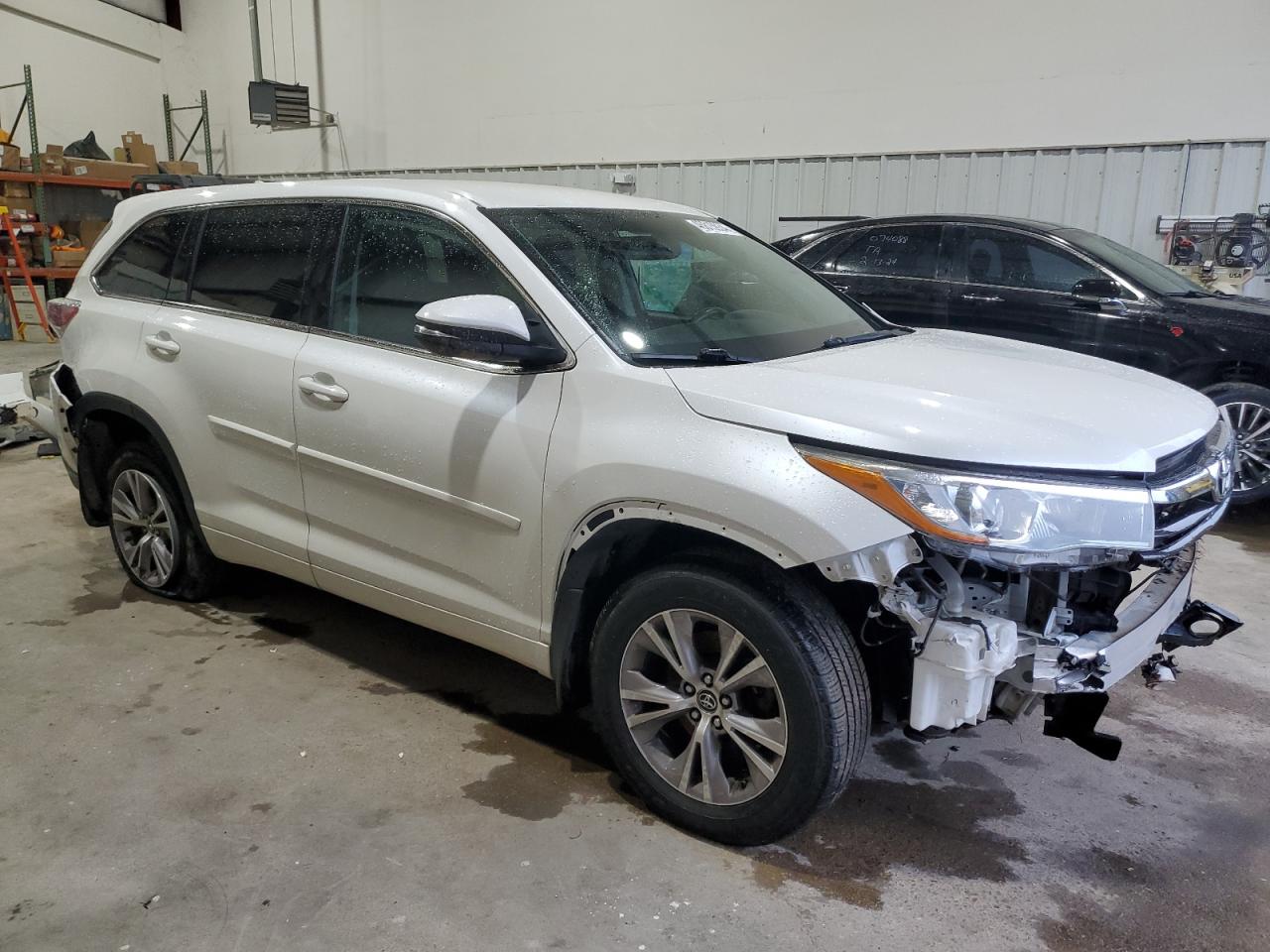 Photo 3 VIN: 5TDZKRFH9GS140798 - TOYOTA HIGHLANDER 