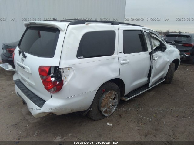 Photo 3 VIN: 5TDZM5G11AS002345 - TOYOTA SEQUOIA 