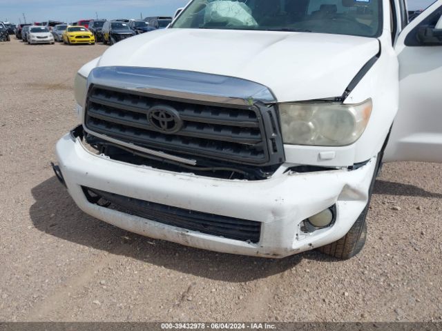 Photo 5 VIN: 5TDZM5G11BS003089 - TOYOTA SEQUOIA 