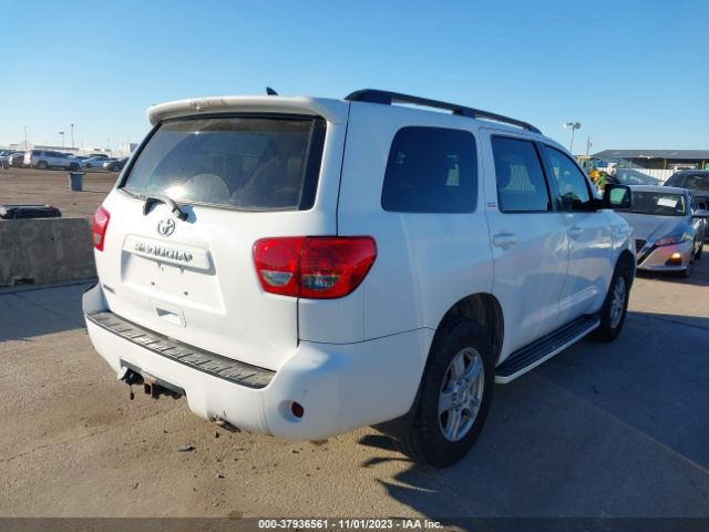 Photo 3 VIN: 5TDZM5G15AS002459 - TOYOTA SEQUOIA 