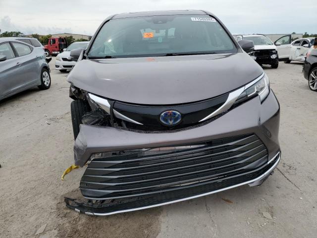 Photo 4 VIN: 5TDZRKEC1NS085320 - TOYOTA SIENNA LIM 