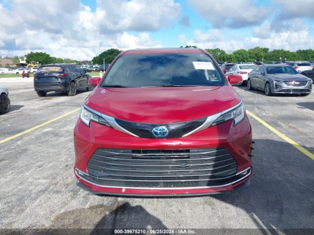 Photo 5 VIN: 5TDZRKEC1PS169561 - TOYOTA SIENNA 