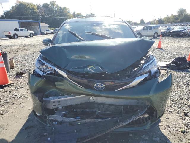 Photo 4 VIN: 5TDZRKEC2MS001410 - TOYOTA SIENNA LIM 