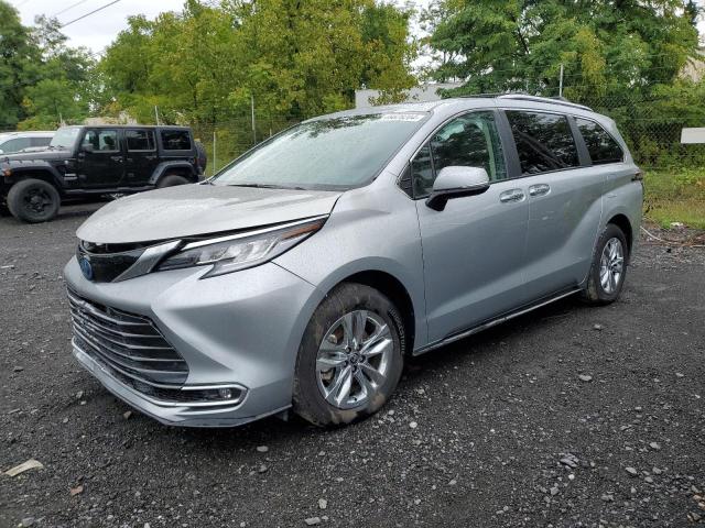 Photo 0 VIN: 5TDZRKEC4PS179873 - TOYOTA SIENNA LIM 