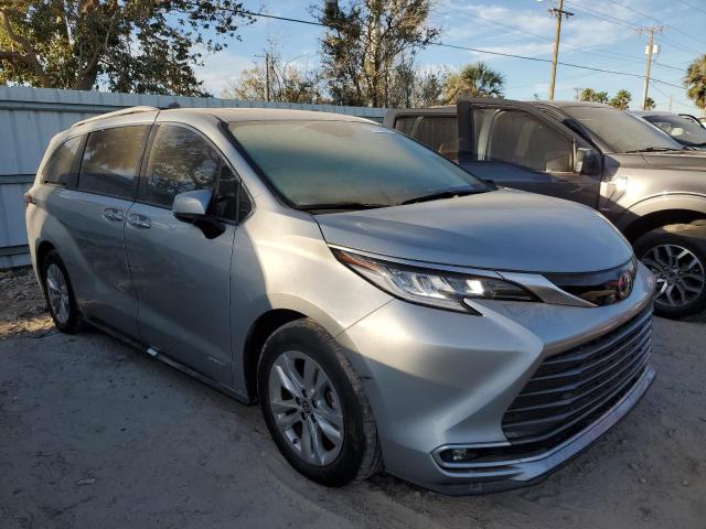 Photo 3 VIN: 5TDZRKEC5MS041271 - TOYOTA SIENNA LIM 