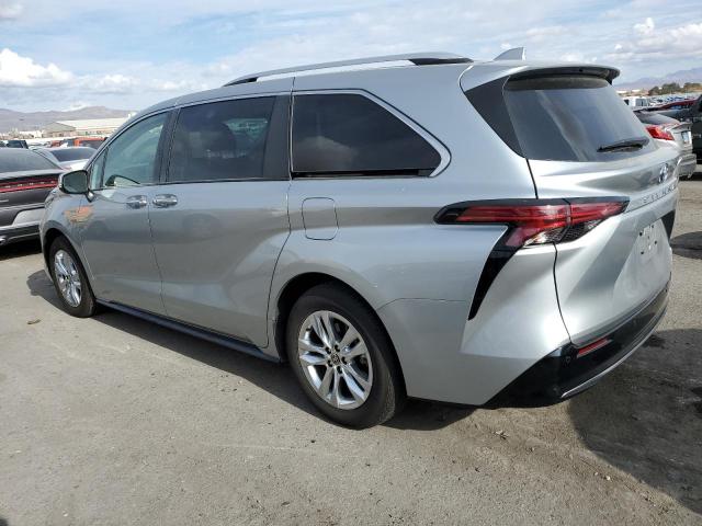 Photo 1 VIN: 5TDZRKEC6NS098757 - TOYOTA SIENNA LIM 