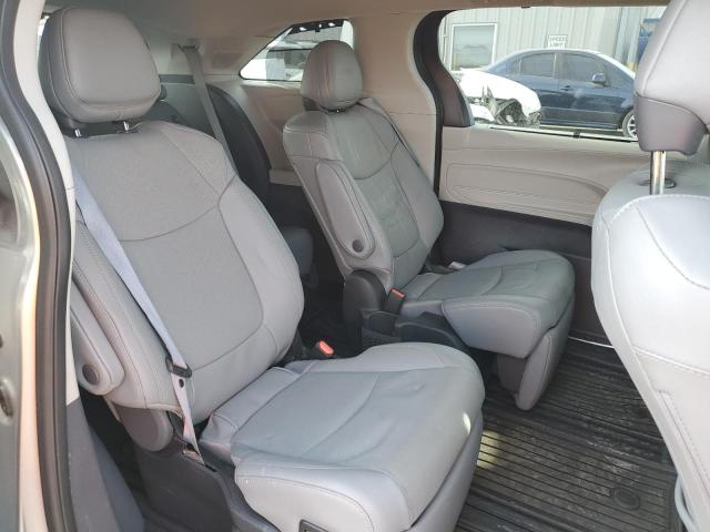 Photo 10 VIN: 5TDZRKEC6NS098757 - TOYOTA SIENNA LIM 