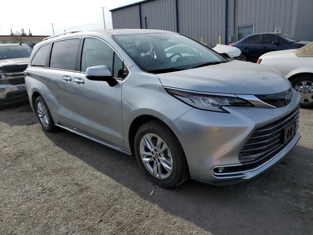 Photo 3 VIN: 5TDZRKEC6NS098757 - TOYOTA SIENNA LIM 