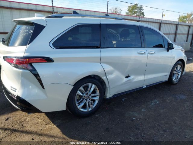 Photo 5 VIN: 5TDZRKEC7MS038159 - TOYOTA SIENNA 