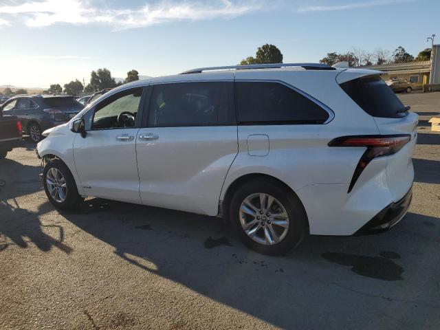 Photo 1 VIN: 5TDZRKECXMS009464 - TOYOTA SIENNA LIM 