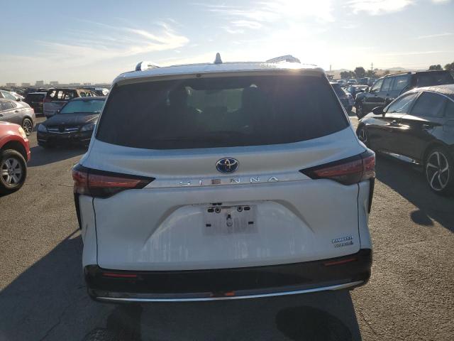 Photo 5 VIN: 5TDZRKECXMS009464 - TOYOTA SIENNA LIM 