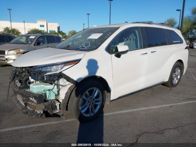 Photo 1 VIN: 5TDZRKECXNS074896 - TOYOTA SIENNA 