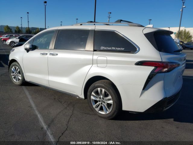 Photo 2 VIN: 5TDZRKECXNS074896 - TOYOTA SIENNA 