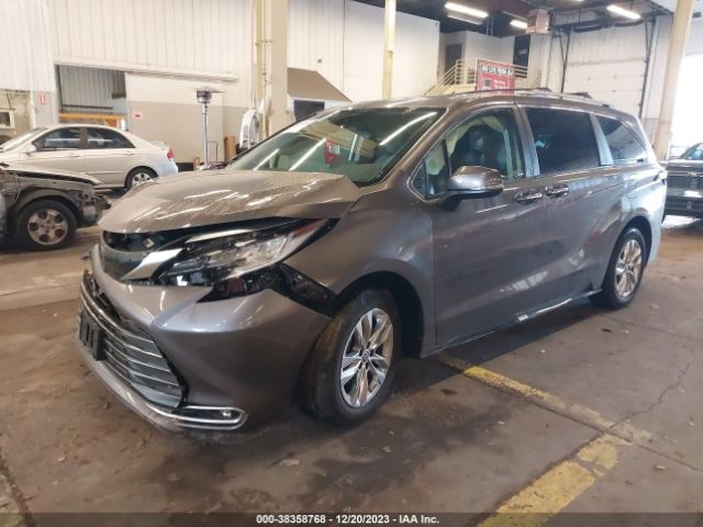 Photo 1 VIN: 5TDZSKFC0PS082155 - TOYOTA SIENNA 