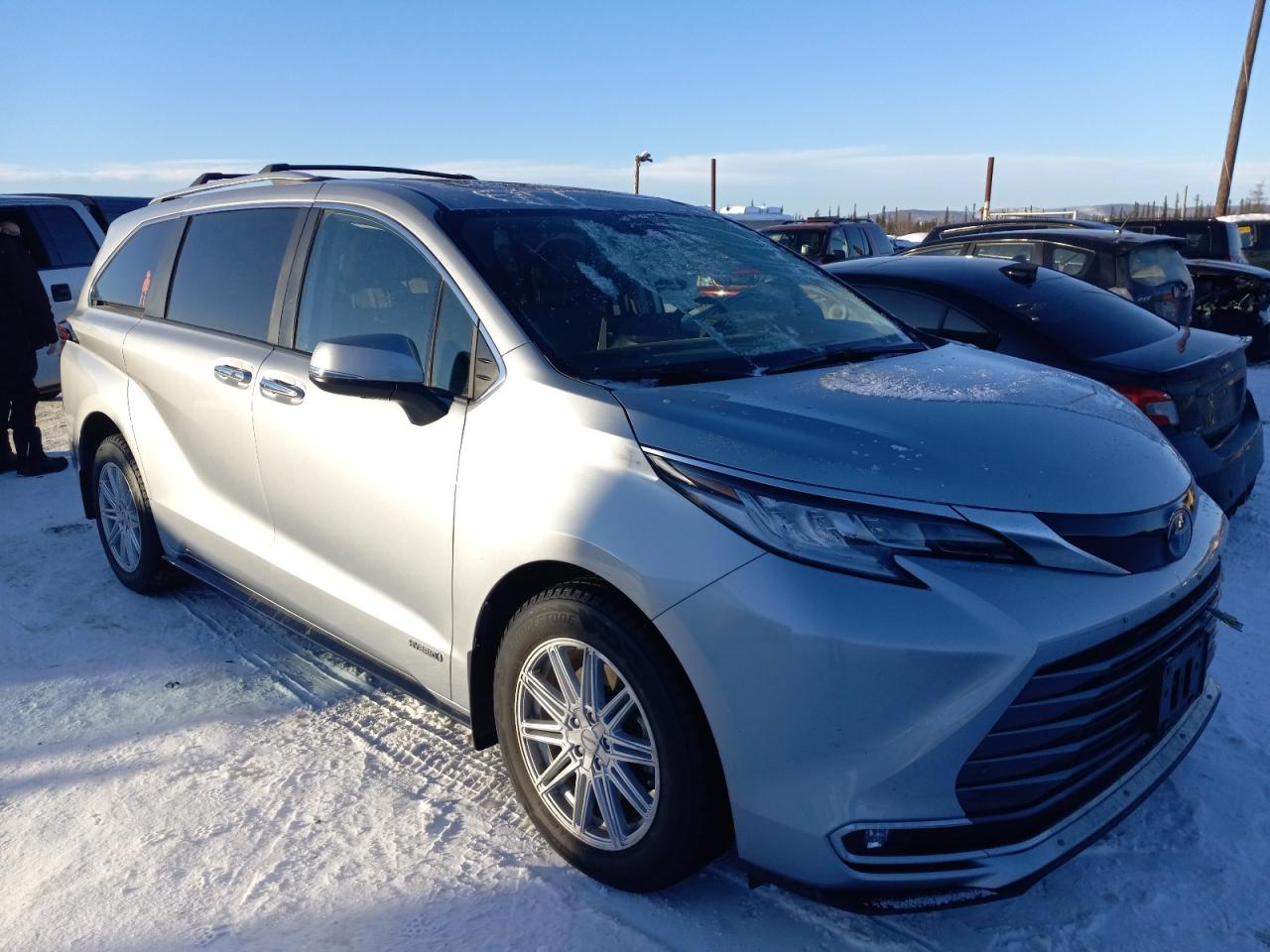 Photo 3 VIN: 5TDZSKFC6MS038866 - TOYOTA SIENNA 