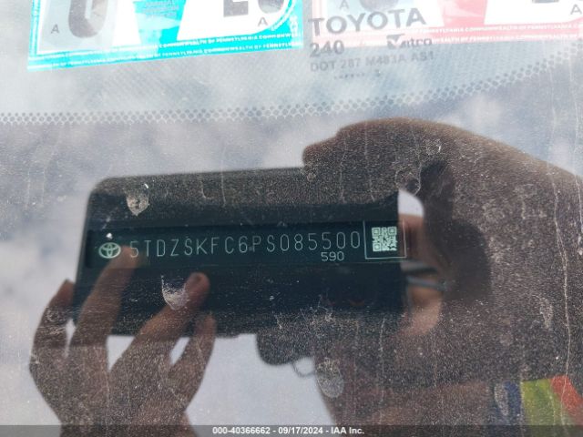 Photo 8 VIN: 5TDZSKFC6PS085500 - TOYOTA SIENNA 