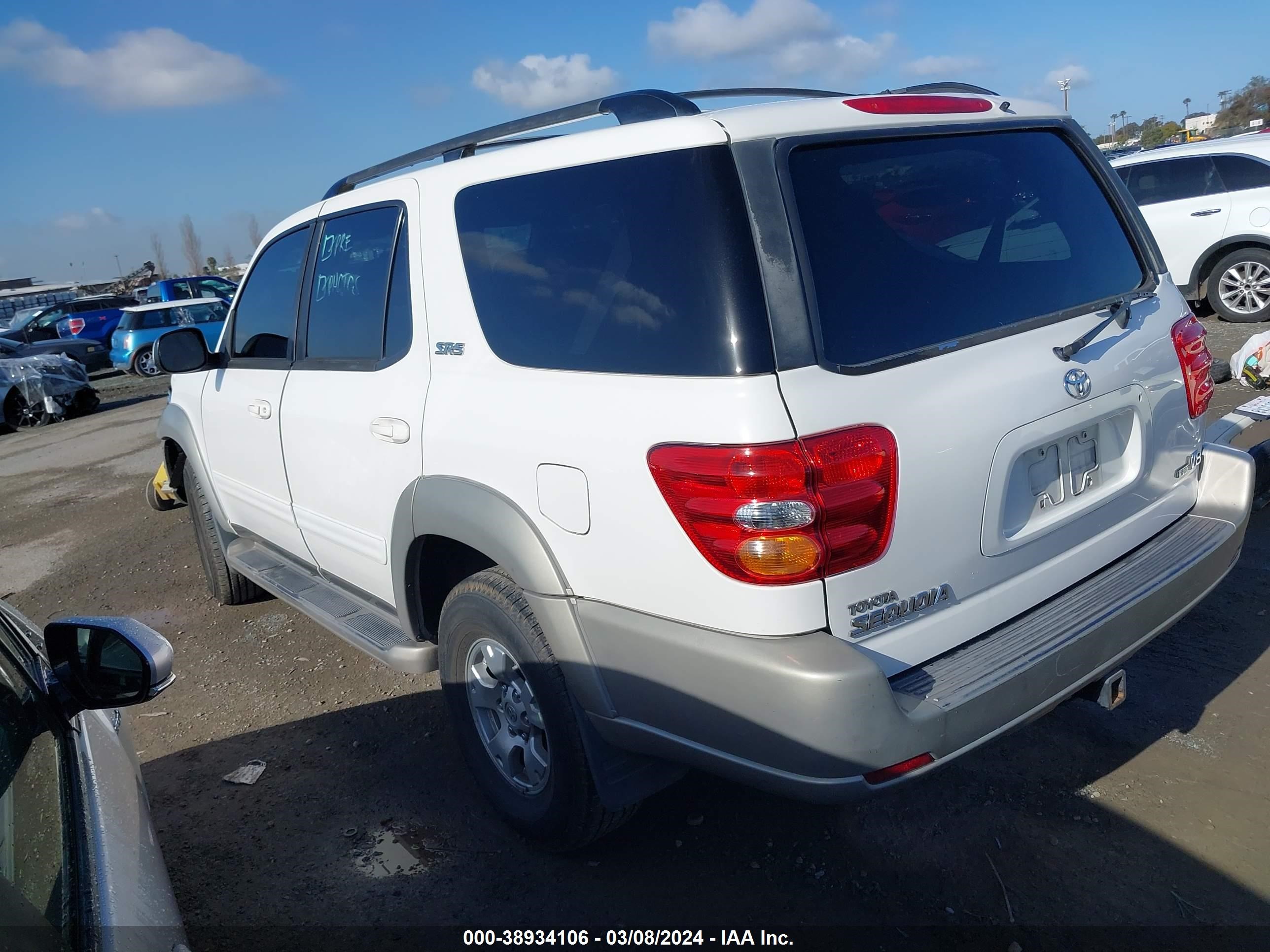 Photo 2 VIN: 5TDZT34A02S069922 - TOYOTA SEQUOIA 