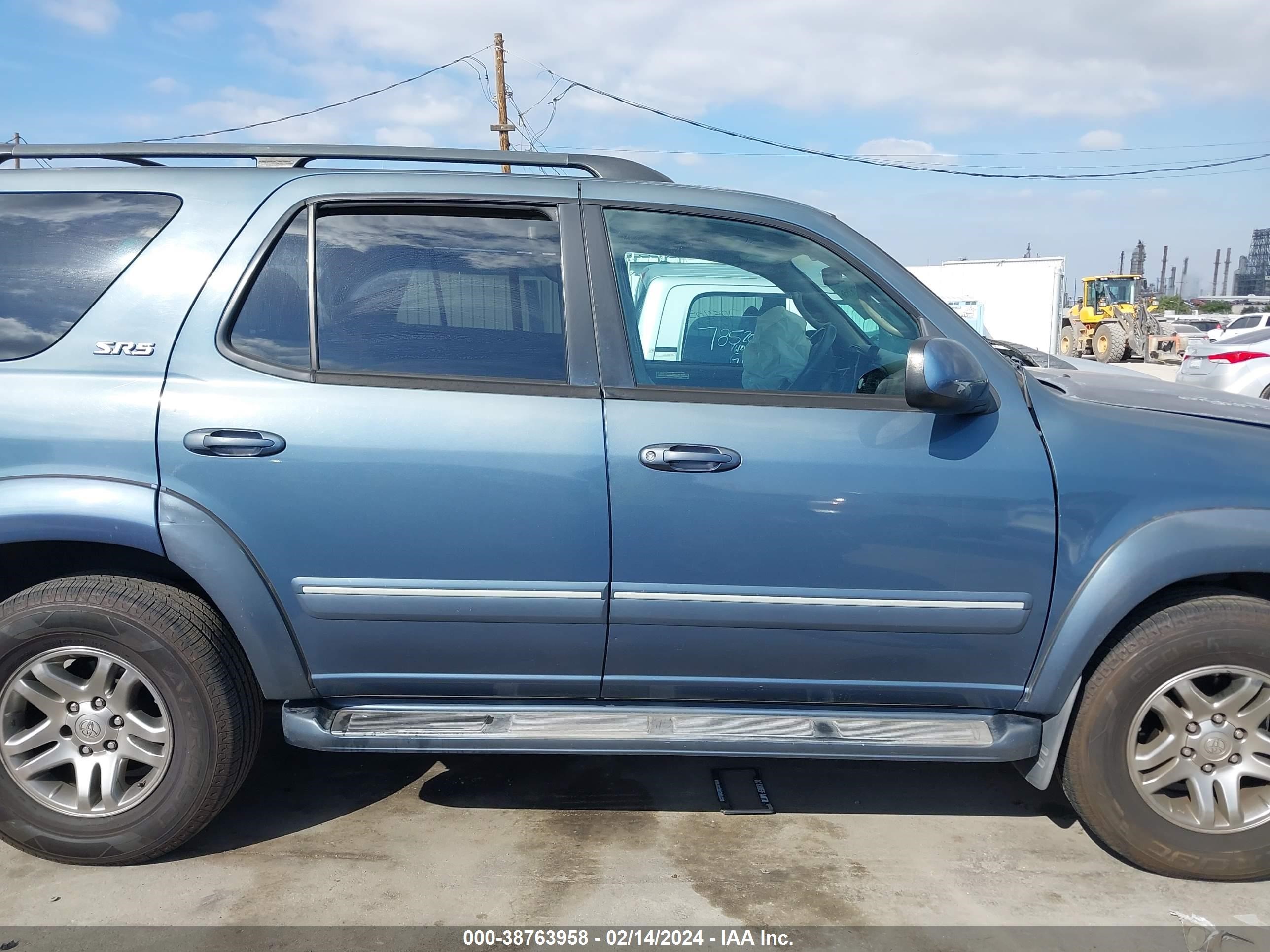 Photo 13 VIN: 5TDZT34A06S267065 - TOYOTA SEQUOIA 